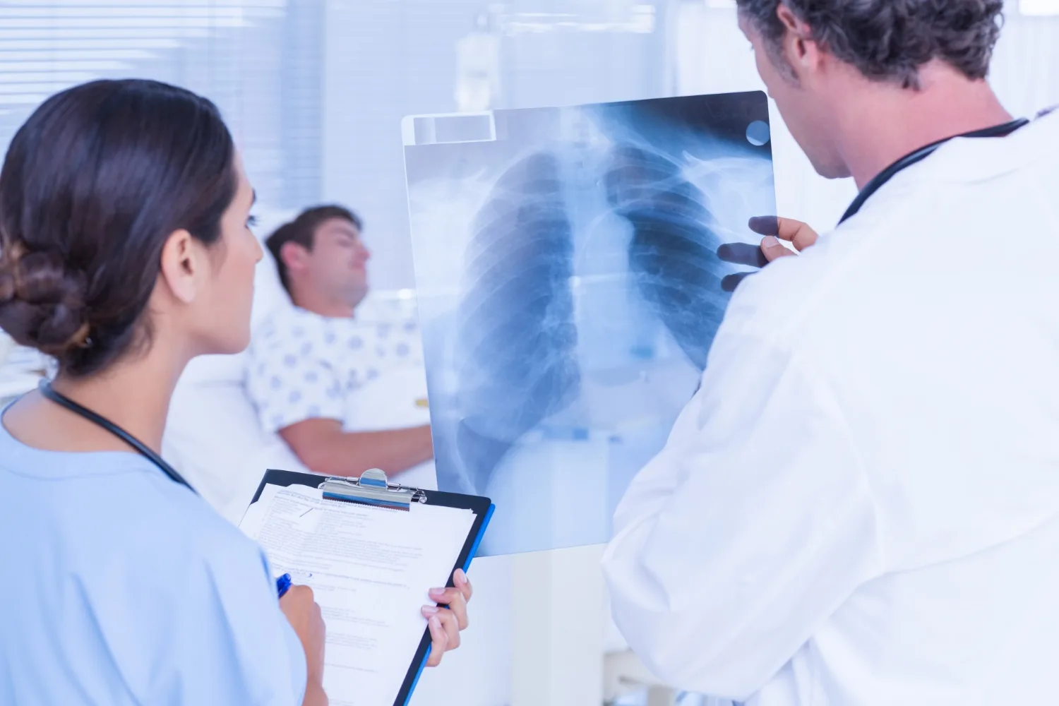 Toracocentesis diagnóstica y terapéutica en CDMX y Edo. Mex. | Dr. Alejandro Altamirano Jiménez